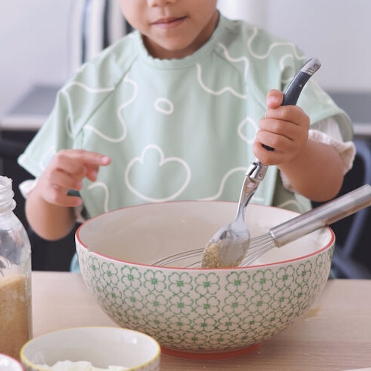 2 in 1 Langarm-Lätzchen Beaba Sage green