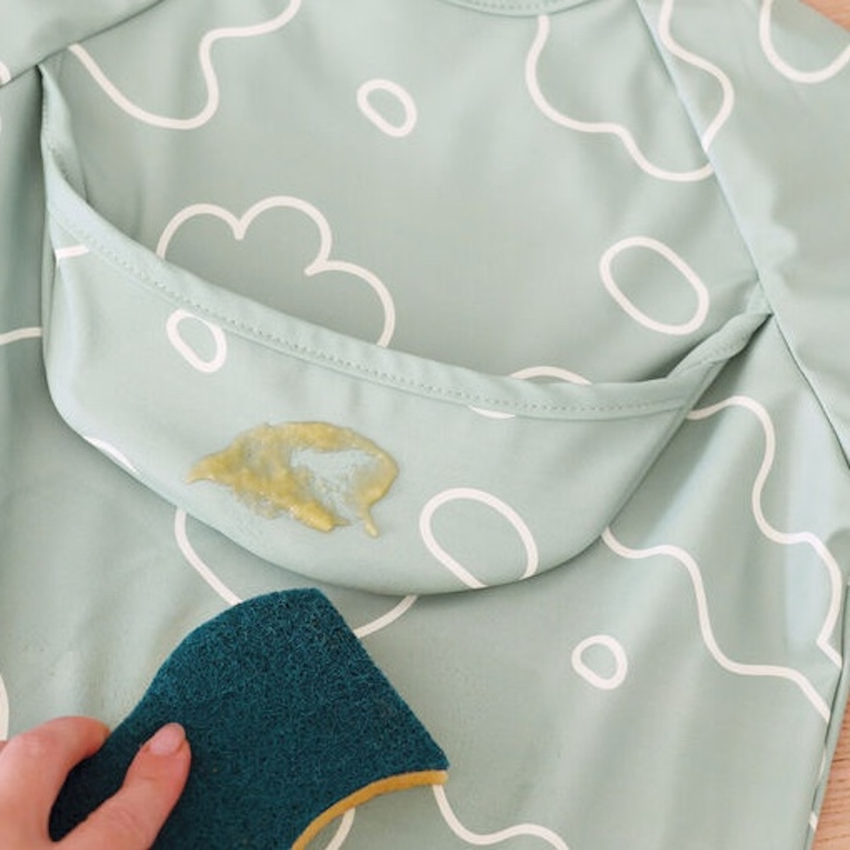 2 in 1 Langarm-Lätzchen Beaba Sage green