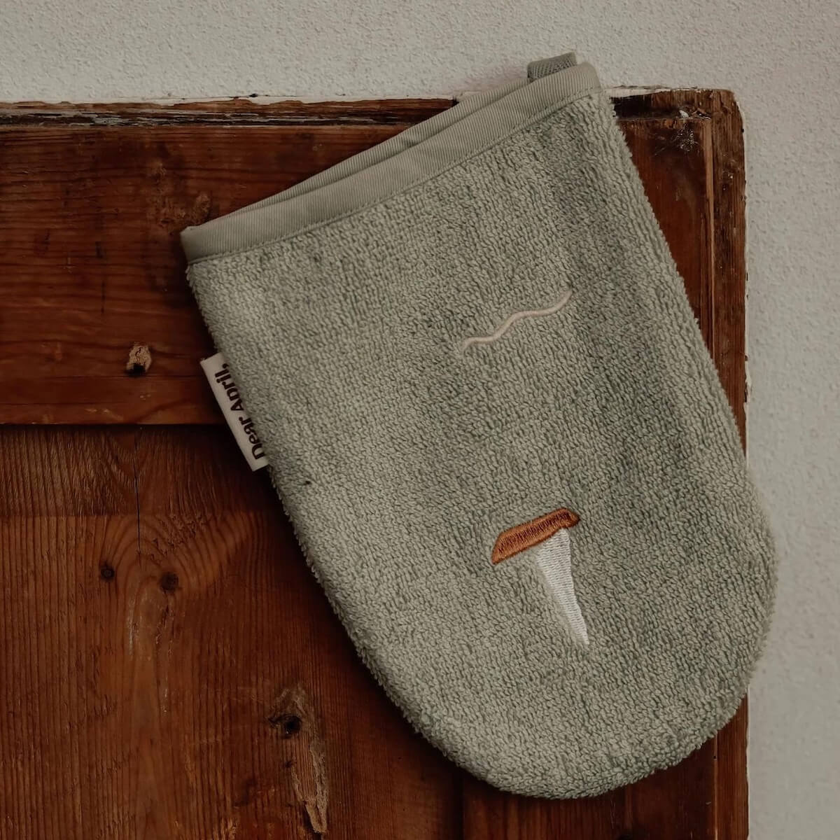 2 Waschhandschuhe 15x22cm PAW gestickt Terry Dear April Segelboote