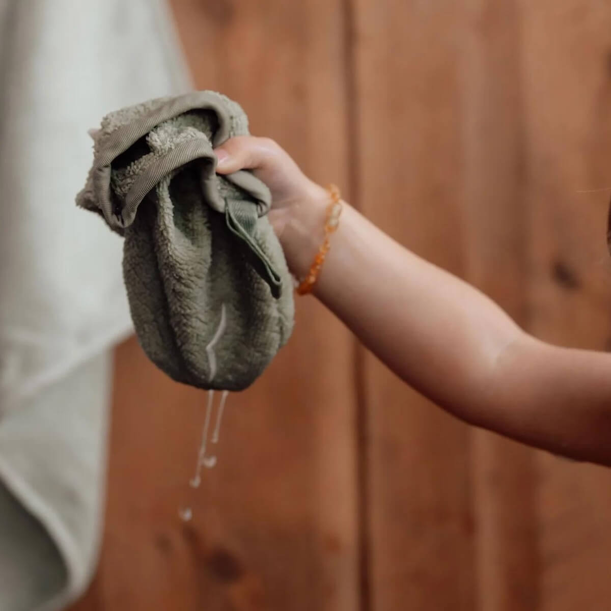 2 Waschhandschuhe 15x22cm PAW gestickt Terry Dear April Segelboote