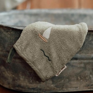 2 Waschhandschuhe 15x22cm PAW gestickt Terry Dear April Segelboote