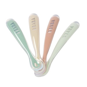 4 Silikonlöffel für die erste Mahlzeit Beaba Natural set pralin-argile-vert sauge-vert de gris