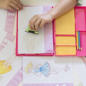 Atelier FASHION STUDIO 4M