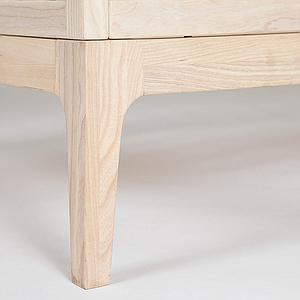 Babybett KERA in Esche mit Aufsatz Round-Sockelfuß Pure