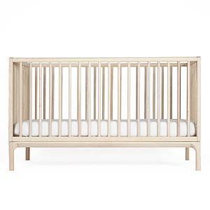 Babybett KERA in Esche mit Aufsatz Straight-Sockelfuß Bevel