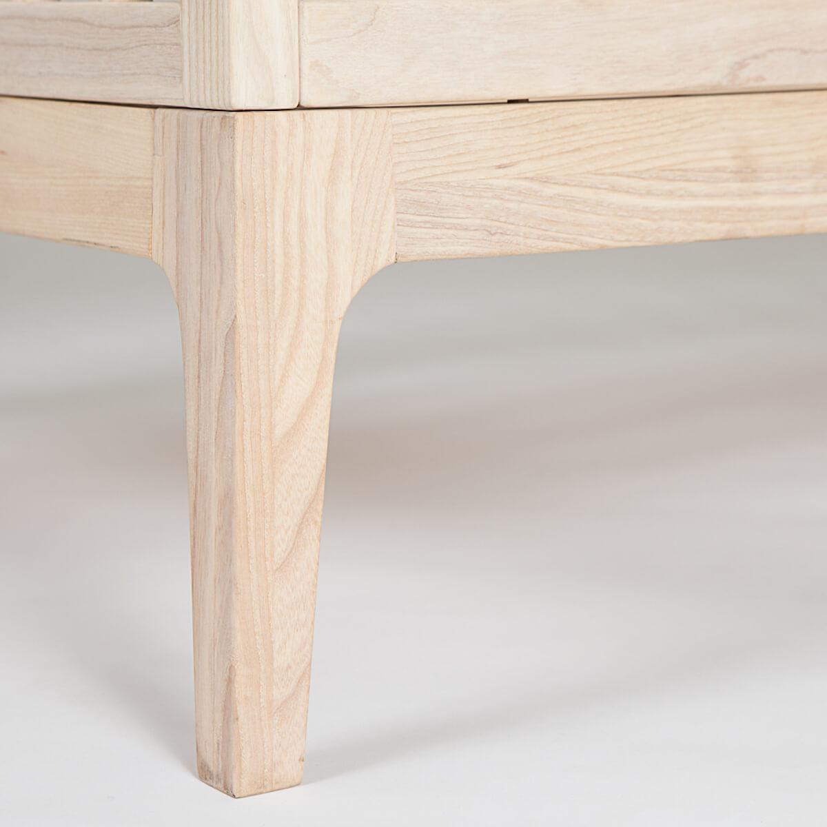 Babybett KERA in Esche mit Aufsatz Straight-Sockelfuß Pure