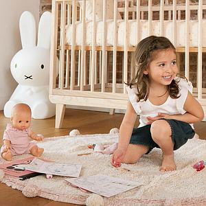 Babybett KERA in Esche mit Aufsatz Straight-Sockelfuß Retro