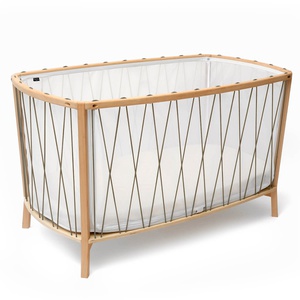 Babybett KIMI Kordel Hazelnut Charlie Crane