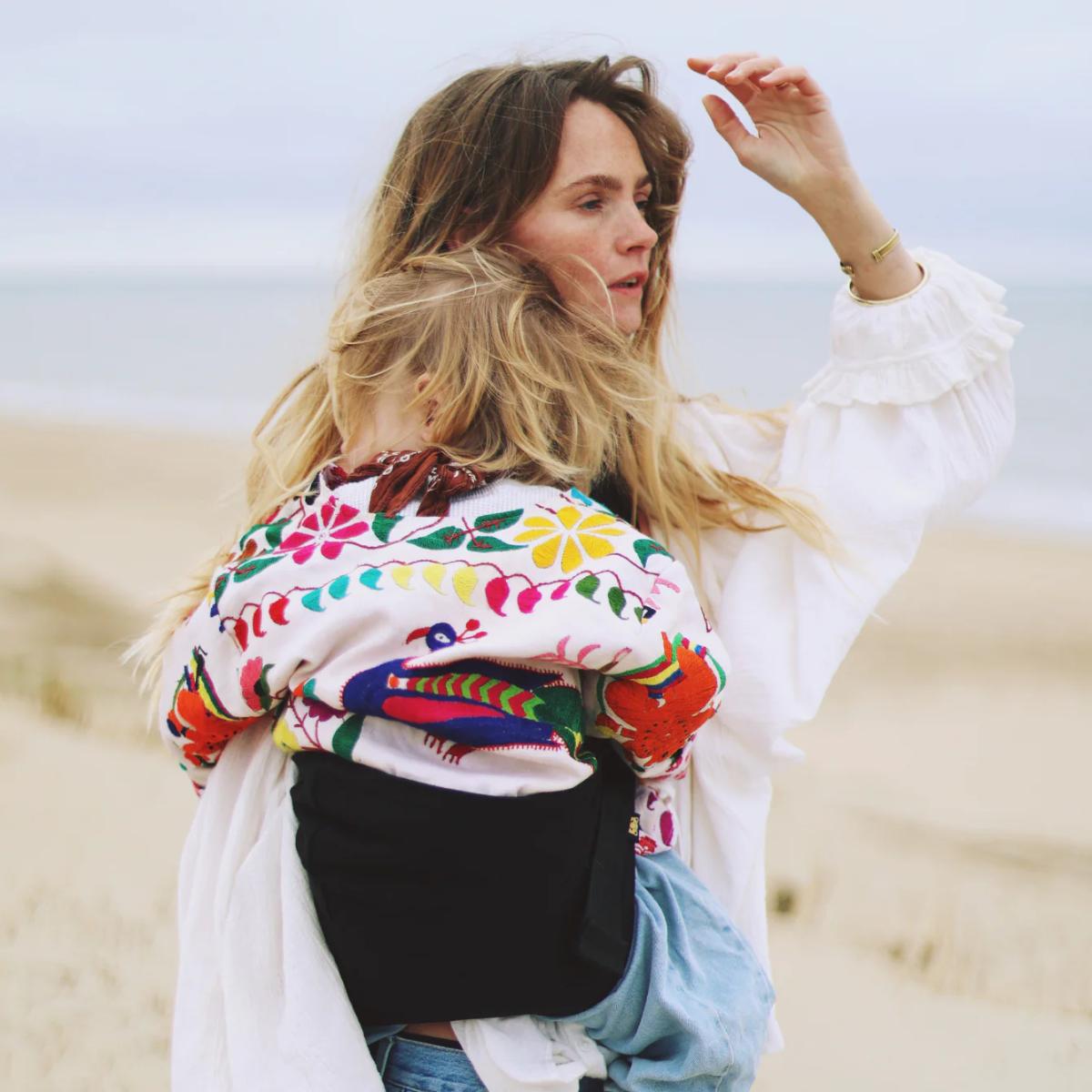 Babytrage LINEN Wildride noir