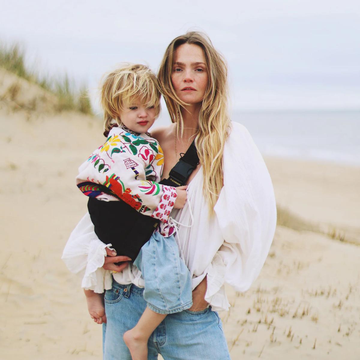 Babytrage LINEN Wildride noir