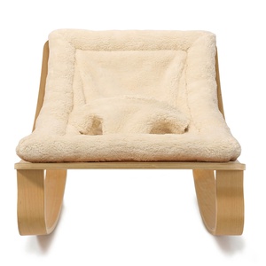 Babywippe LEVO Fur Milk Charlie Crane