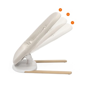 Babywippe YOGA Stokke light sand