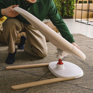 Babywippe YOGA Stokke light sand