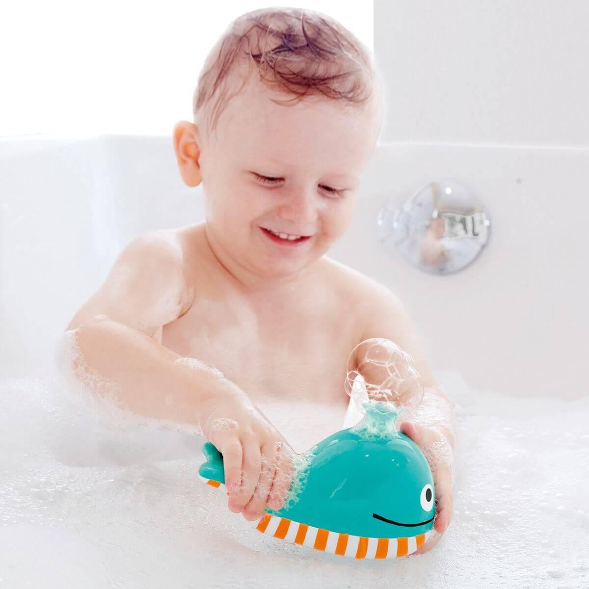 Badespielzeug WHALE Hape