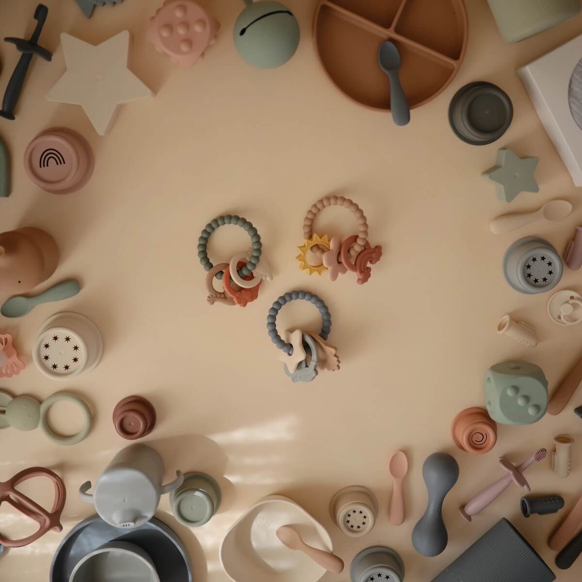 Beißring Mushie space