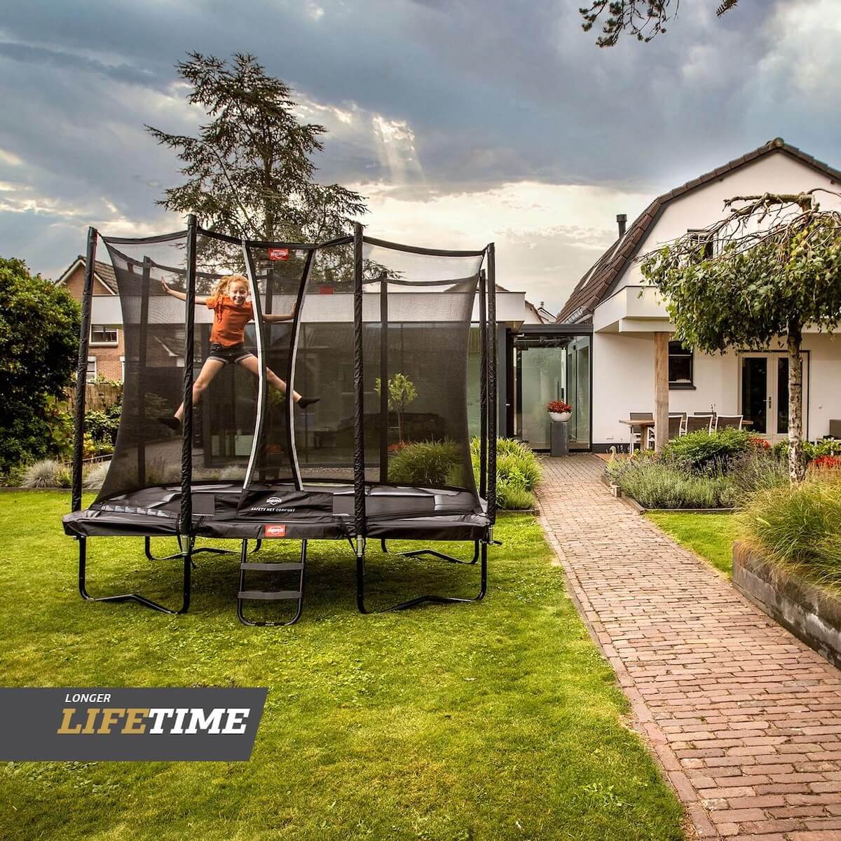 BERG Ultim Favorit Regular 280 Black + Safety Net Comfort Trampolin
