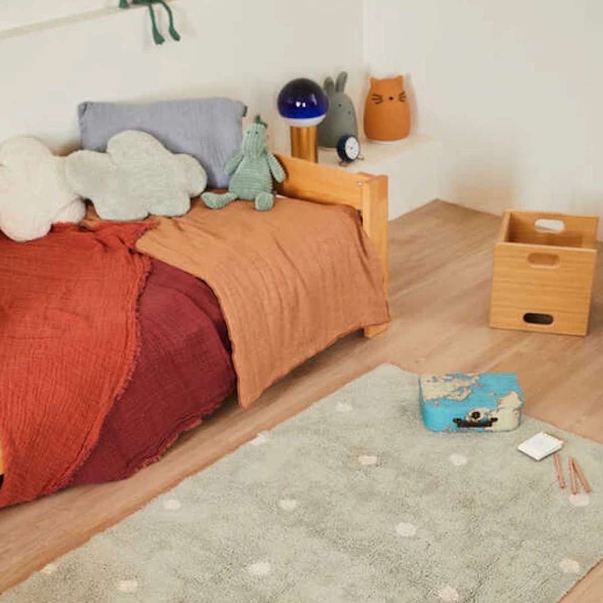 Bodenkissen 40x50cmCLOUDS Natürliche Lorena-Kanäle