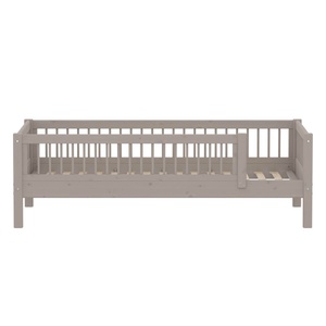 Cama CLASSIC madera de pino maciza barandillas de seguridad minimalistas de estética escandinava FLEXA