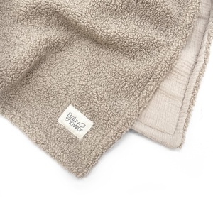 Decke POLAIRE LARGE Babyshower latte doodle