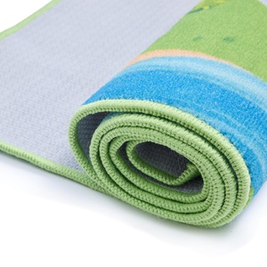 Eisenbahn-Spielteppich Hape