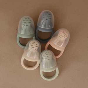 Frischfutterautomat Silikon 2tlg. Mushie Salbei      