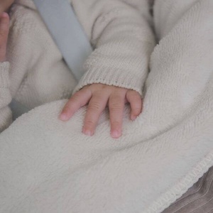 Fußsack für Autositz 0+ 3/5 Punkte teddy Vik Koeka