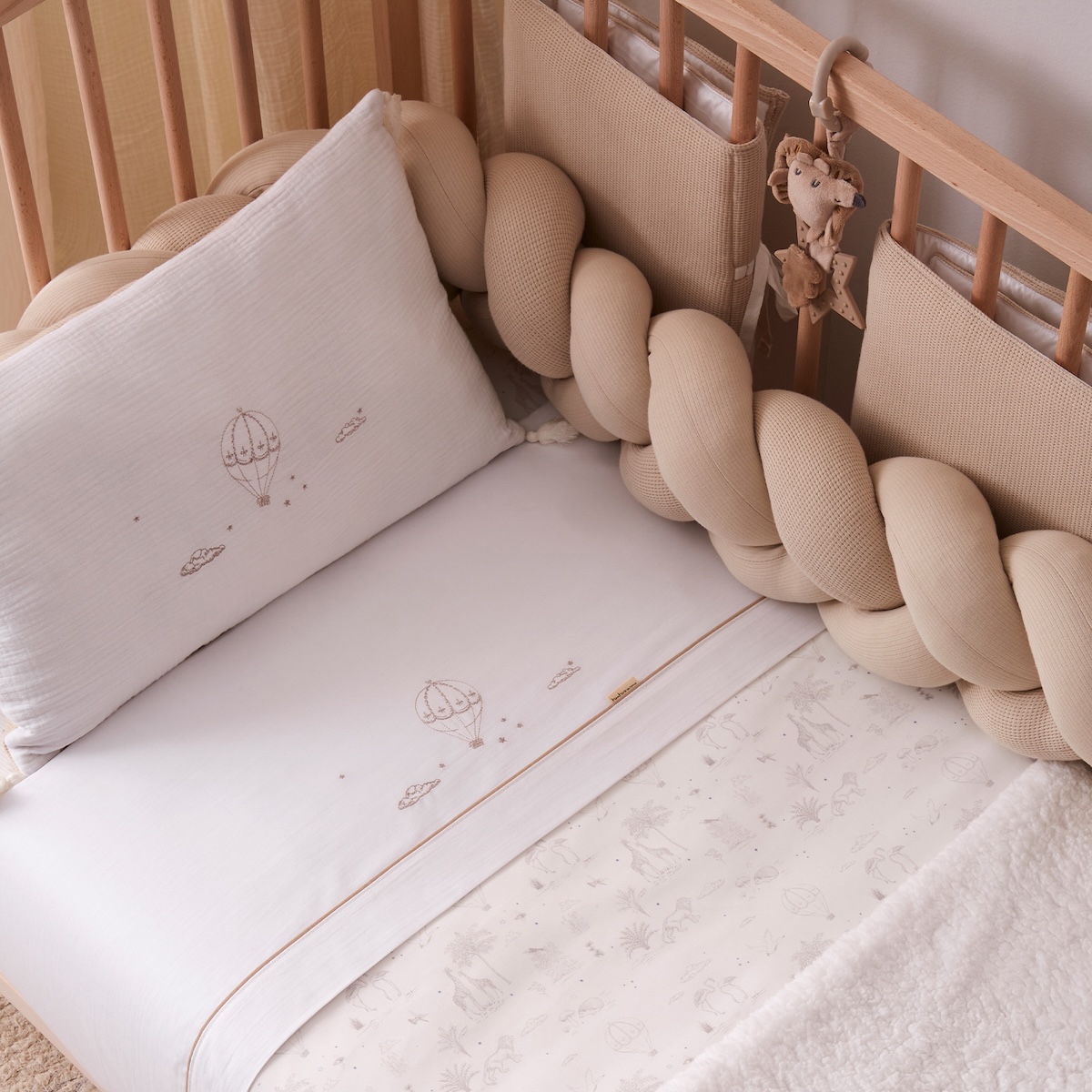 Geflochtener Bettumhang Lino 300x15cm Bimbidreams