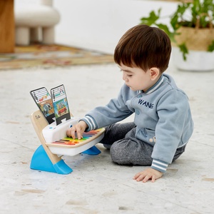 Gemeinsam im Einklang Klavier BABY EINSTEIN Hape