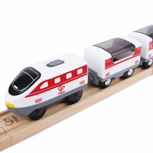 Großstadtlandschaft Eisenbahn in Aufbewahrungsbox Hape