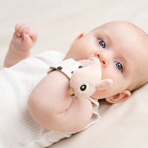 Handgelenk-Rassel-Set 2er-Pack Glückliche Wolken Powder Done by Deer