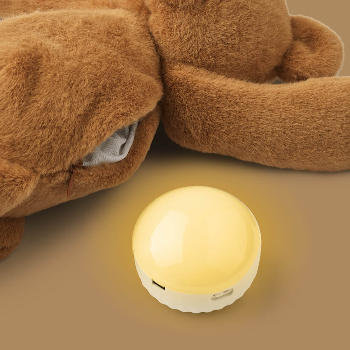 Hattie Bear Humming Teddy Liewood Golden caramel