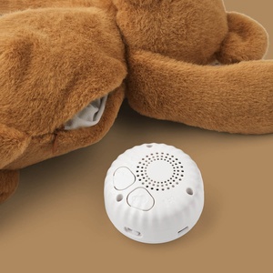 Hattie Bear Humming Teddy Liewood Golden caramel