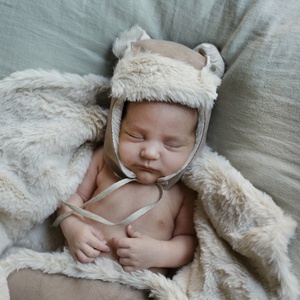 Haube TEDDY T3 ESKIMO Babyshower Wildleder Mandel