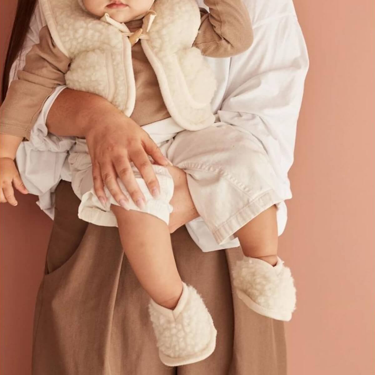 Hausschuhe aus Merinowolle 3-6M Binibamba milk