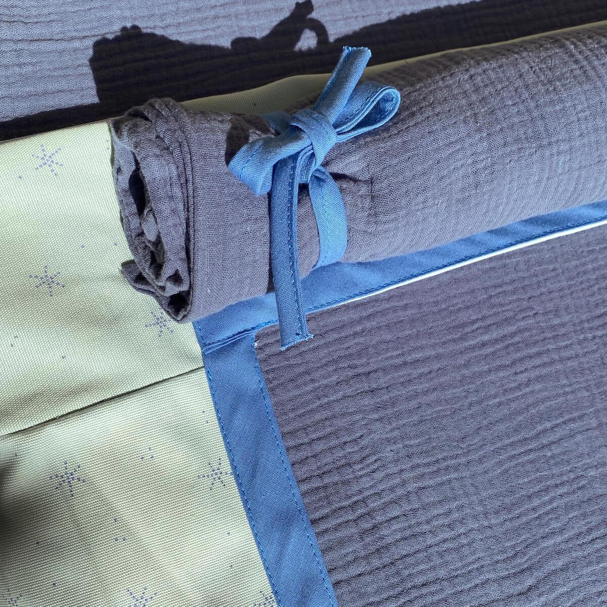 Hochbett KASVA mit Textilien Bobble green and blue