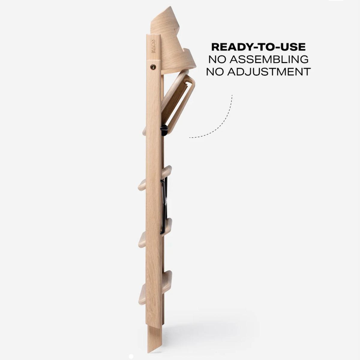 Hochstuhl aus natürlicher Eiche KLAPP Kaos