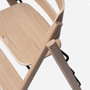 Hochstuhl aus natürlicher Eiche KLAPP Kaos