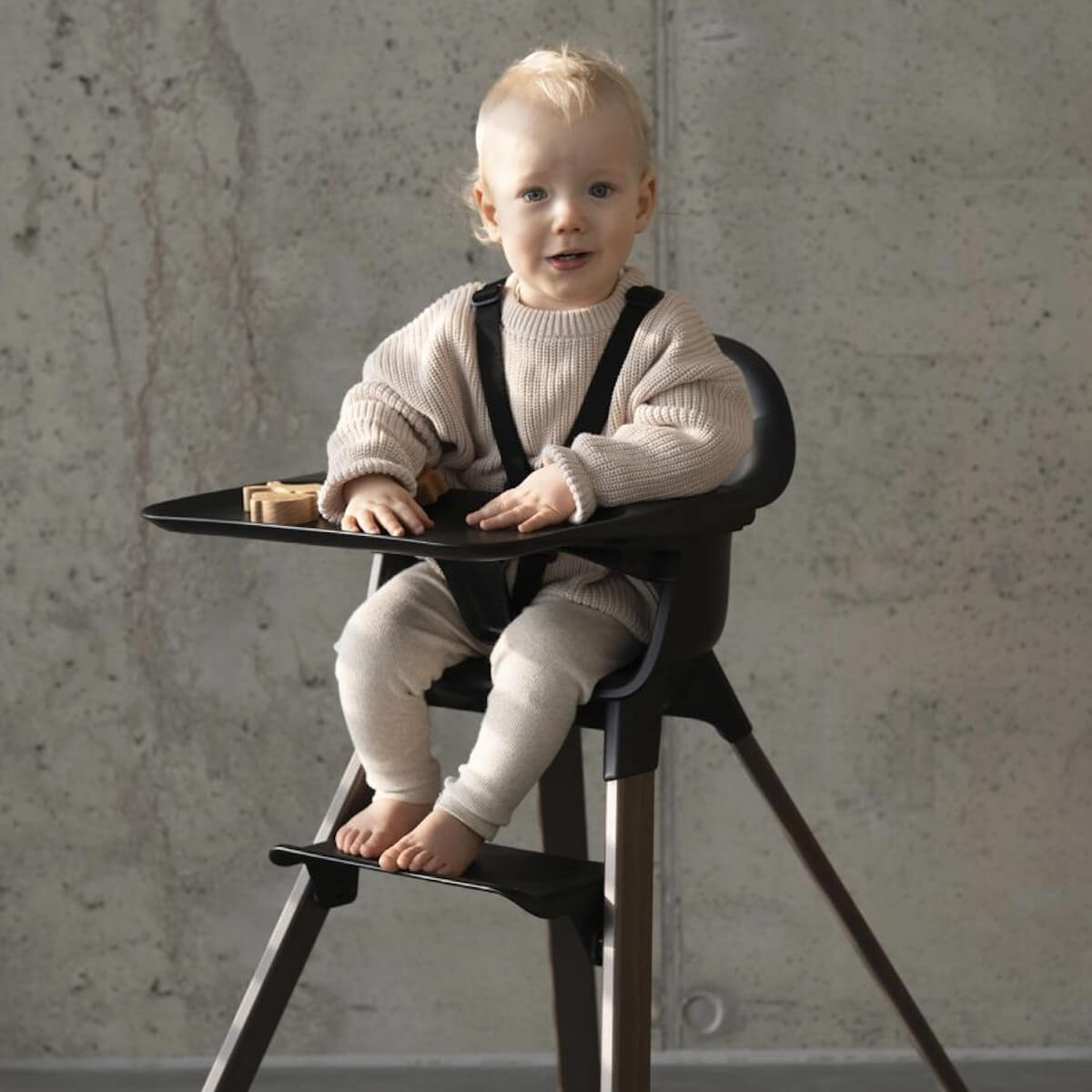 Hochstuhl CLIKK™ Stokke black warm brown