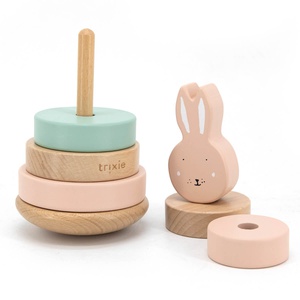 Holz Stapelturm Mrs. Rabbit Trixie