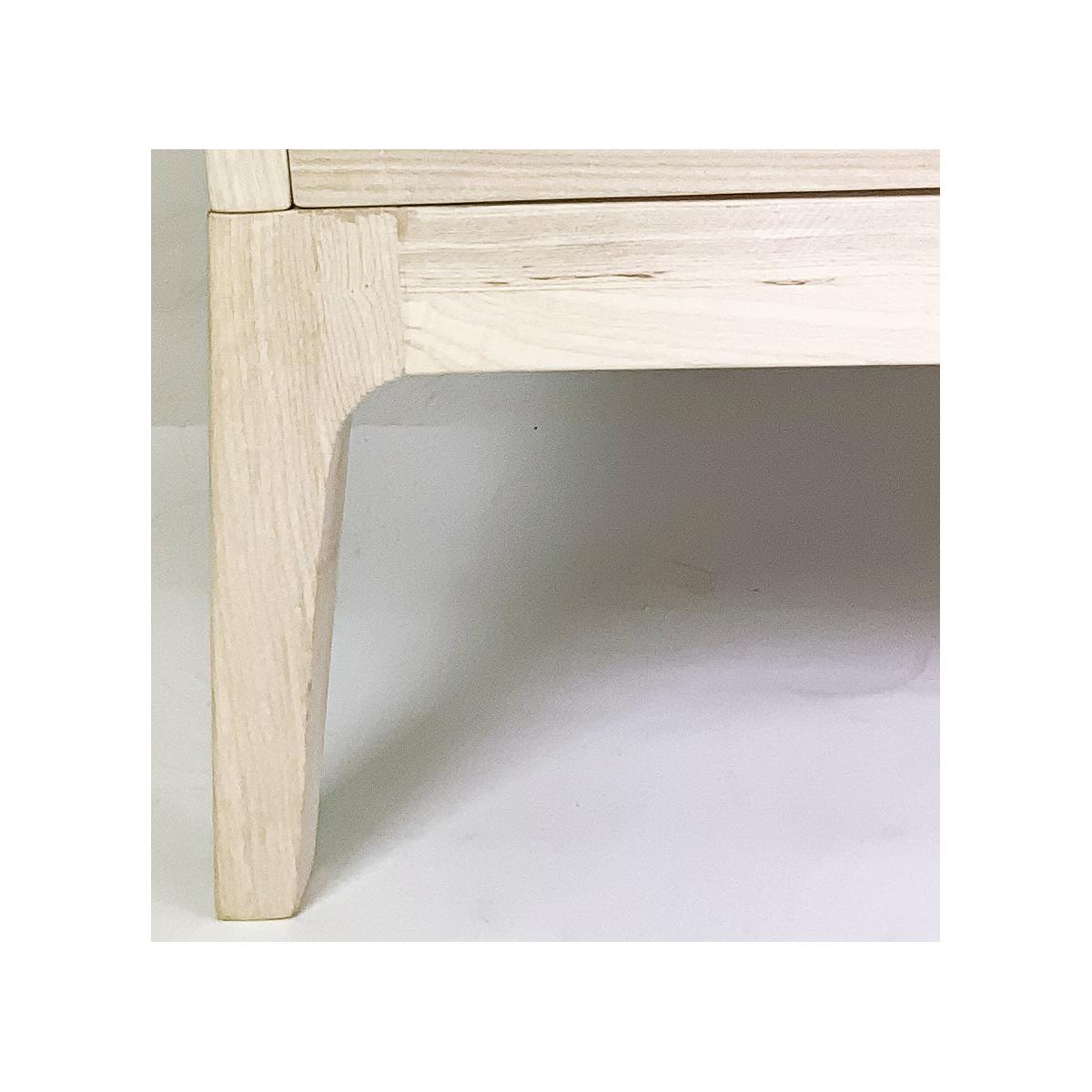 Juniorbett KERA in Esche mit Sockelfuß Pure