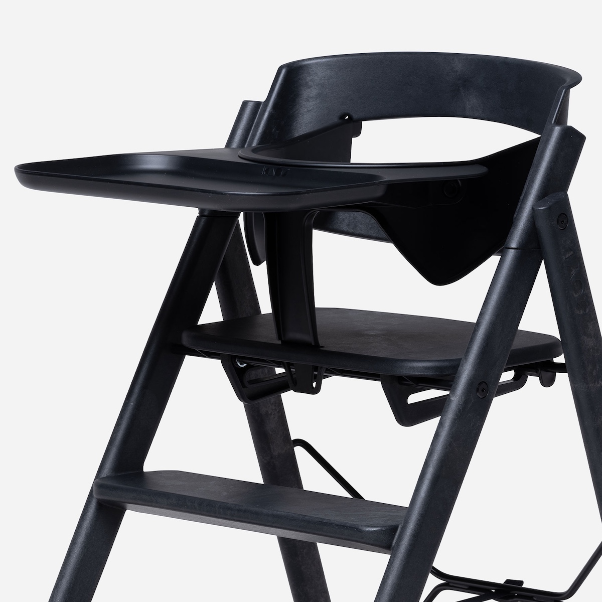 KAOS Klapp – schwarzes Tablett aus recyceltem Kunststoff