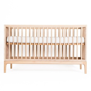 KERA Babyzimmer-Set aus Eschenholz