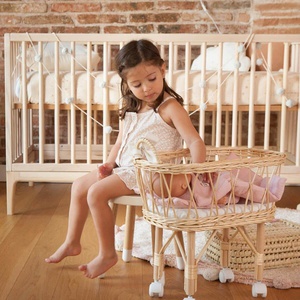 KERA Babyzimmer-Set aus Eschenholz