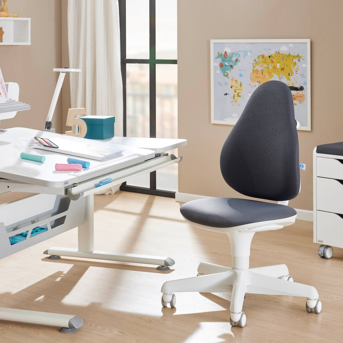 Kinder- und Jugendstuhl JOOKI, grau, weißes Gestell JOOKI Jugendstuhl Paidi 