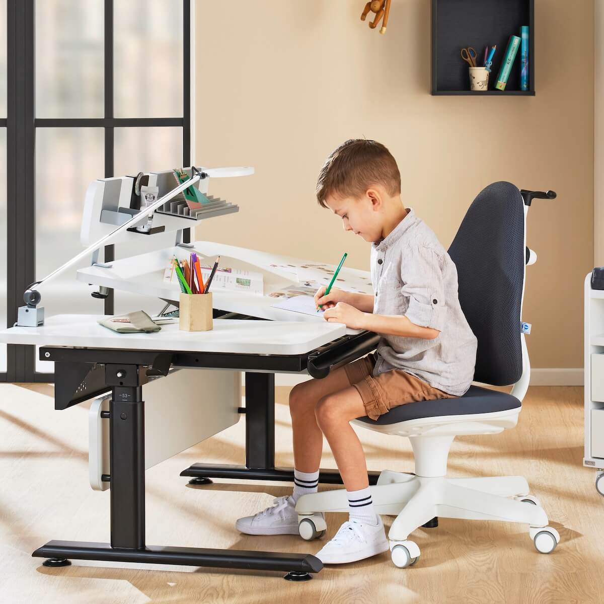 Kinder- und Jugendstuhl JOOKI, grau, weißes Gestell JOOKI Jugendstuhl Paidi 