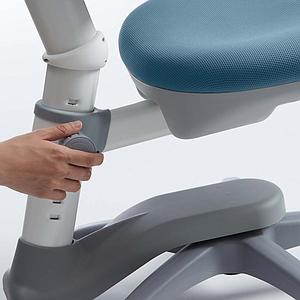 Kinderdrehstuhl 7-12Y VERTO Flexa light blue