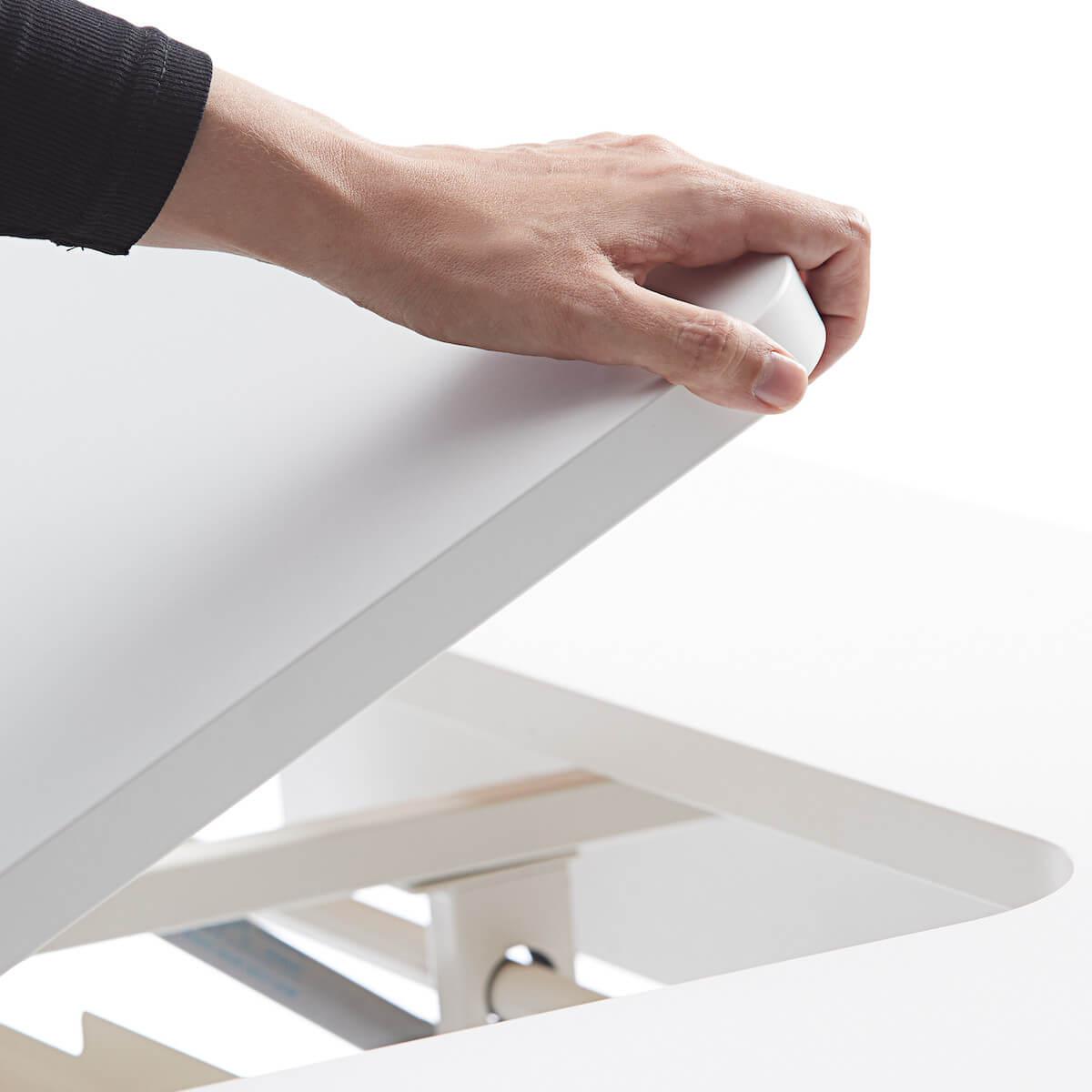 Kippbarer Kinderschreibtisch left up MOBY Flexa weiß