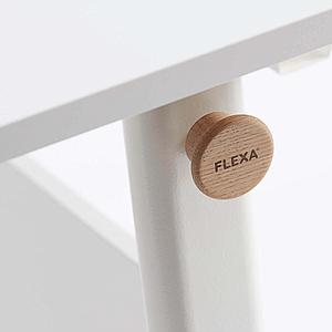 Kippbarer Kinderschreibtisch left up MOBY Flexa weiß