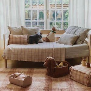 Kissen 25x40cm HANDLOOM Wouf wouf Lorena Canals rose