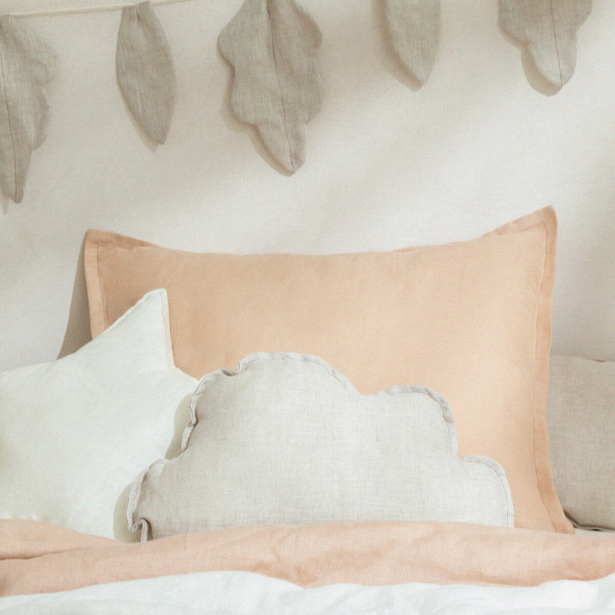 Kissen Wolke Leinen FRANZÖSISCH Nobodinoz Greige